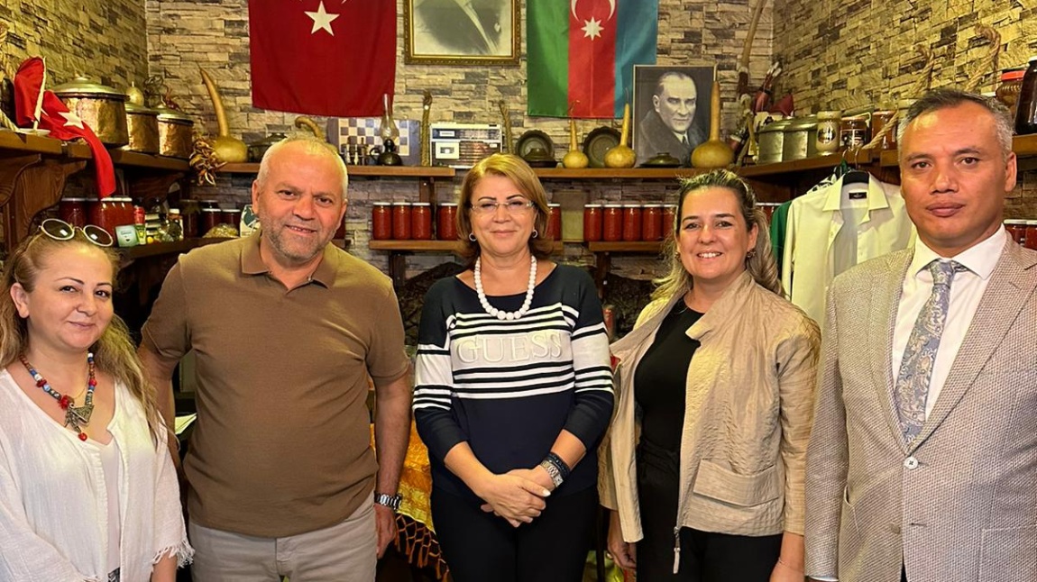 Azerbaycan Ankara Büyükelçiliği Eğitim Müsteşeşarı Sayın Necibe Nesibova Hanımefendiyi ve Erbakır Fen Lisesi Müdüresi Seda Hilal Nişancı Hanımefendiyi Buldan'da Misafir ettik.